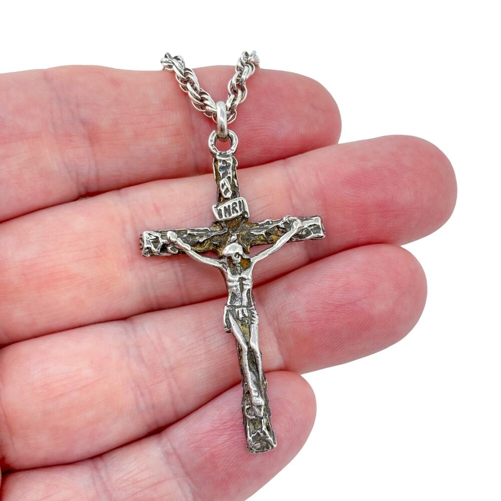 Vintage Sterling Silver 925 Crucifix Pendant Necklace 29"